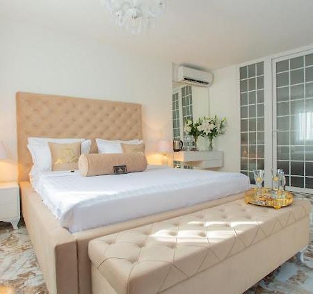 Villa Malkoc - Luxury Rooms & Apartments โมสตาร์ ภายนอก รูปภาพ