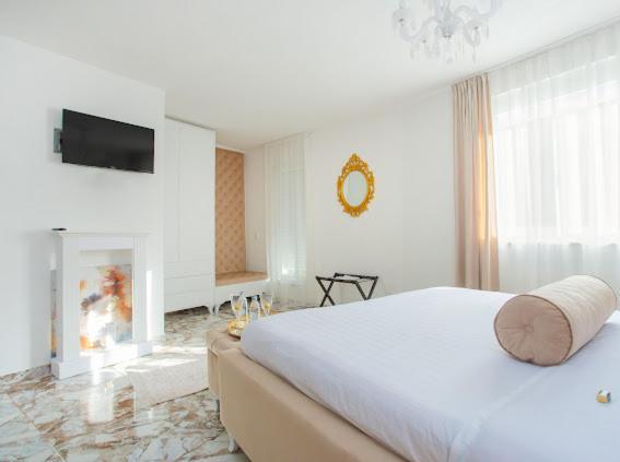 Villa Malkoc - Luxury Rooms & Apartments โมสตาร์ ภายนอก รูปภาพ